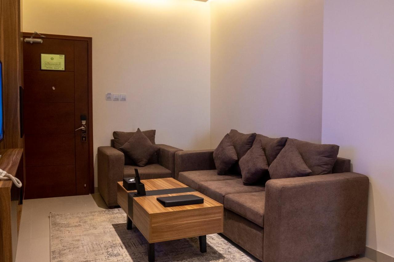 סאלאלה The Plaza Hotel & Resort מראה חיצוני תמונה